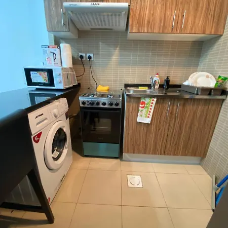 Lovely 1-Bedroom Apartment With Free Parking On Premises Ajman Esterno foto